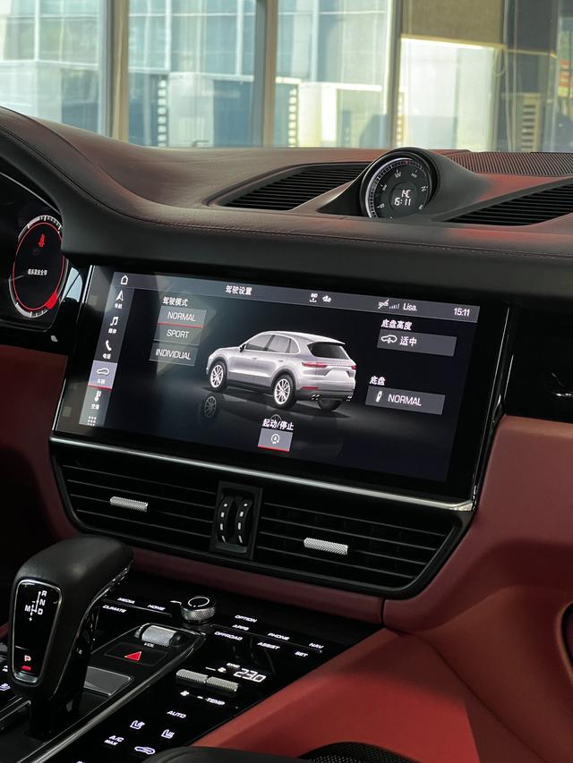 Porsche Cayenne 2019 thumb 8