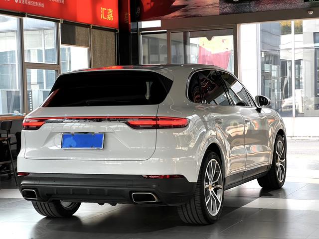 Porsche Cayenne 2019 thumb 11