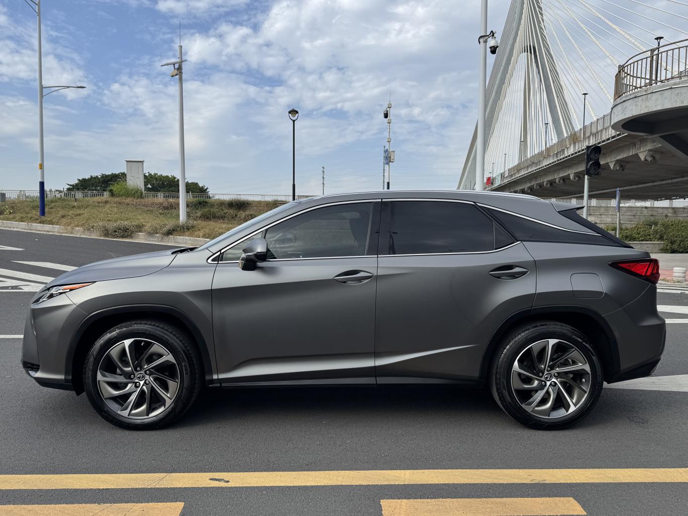 Lexus RX 2018 thumb 2