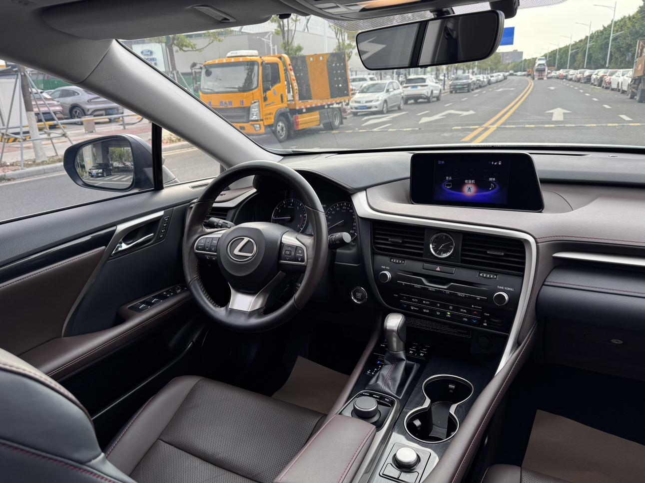 Lexus RX 2018 thumb 12