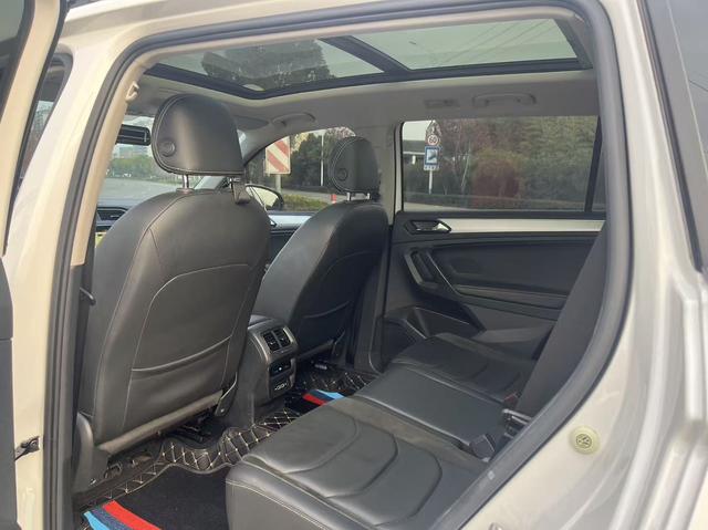 Volkswagen Tiguan 2021 thumb 4