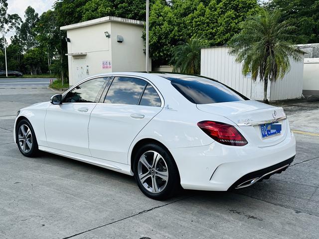 Mercedes-Benz C-Class 2019 thumb 6
