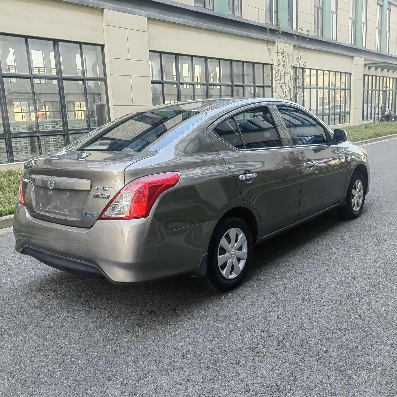 Nissan Sunny 2016 thumb 4