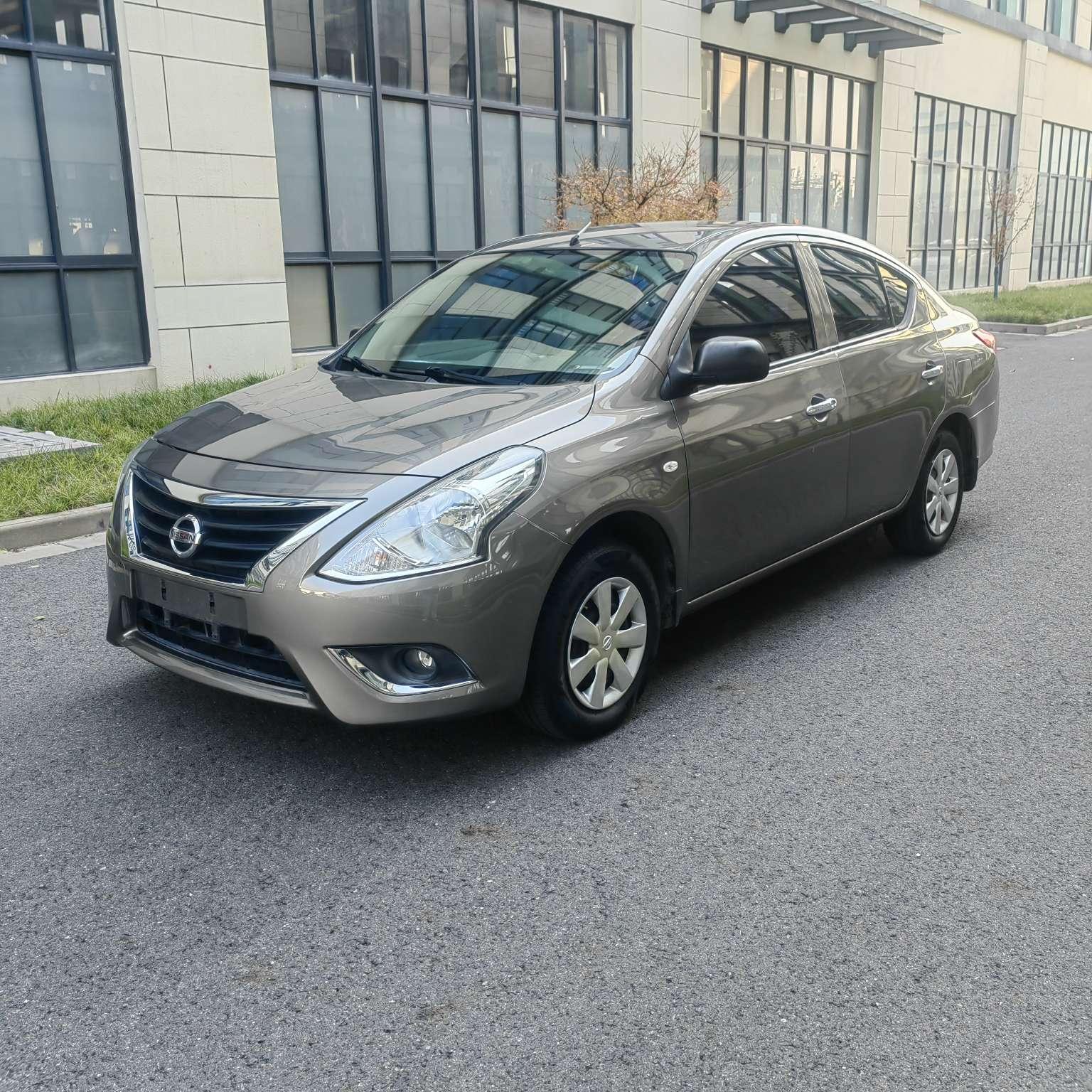 Nissan Sunny 2016 thumb 8