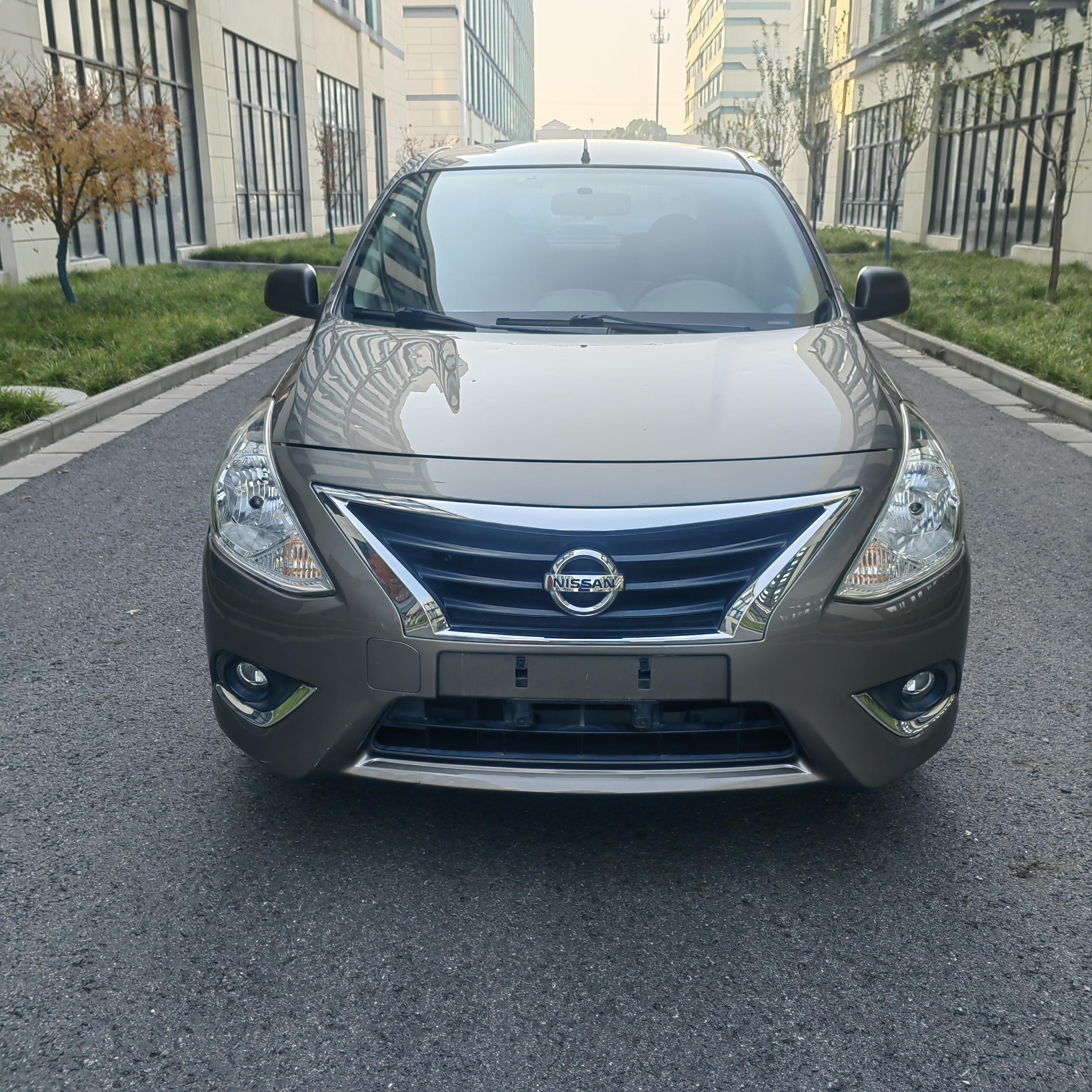 Nissan Sunny 2016 thumb 9
