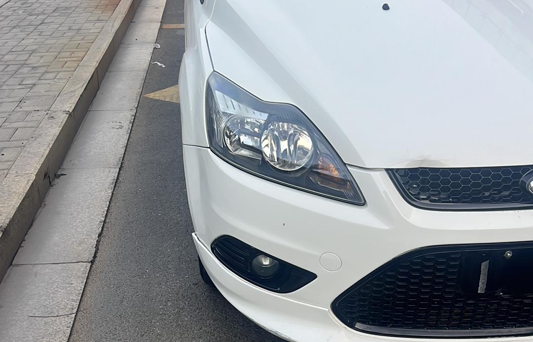 Ford Focus ST 2014 thumb 8