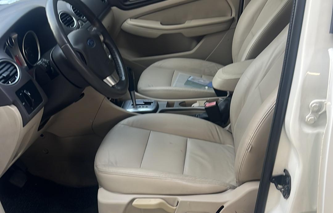 Ford Focus ST 2014 thumb 12