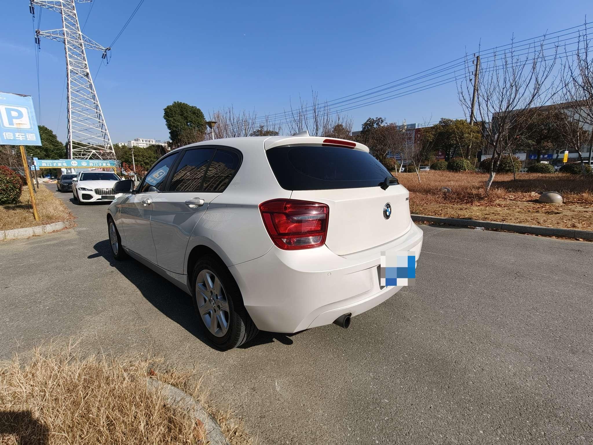 BMW 1 серии 2015 thumb 10