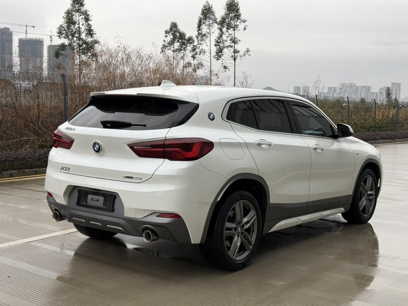 BMW X2 2021 thumb 3