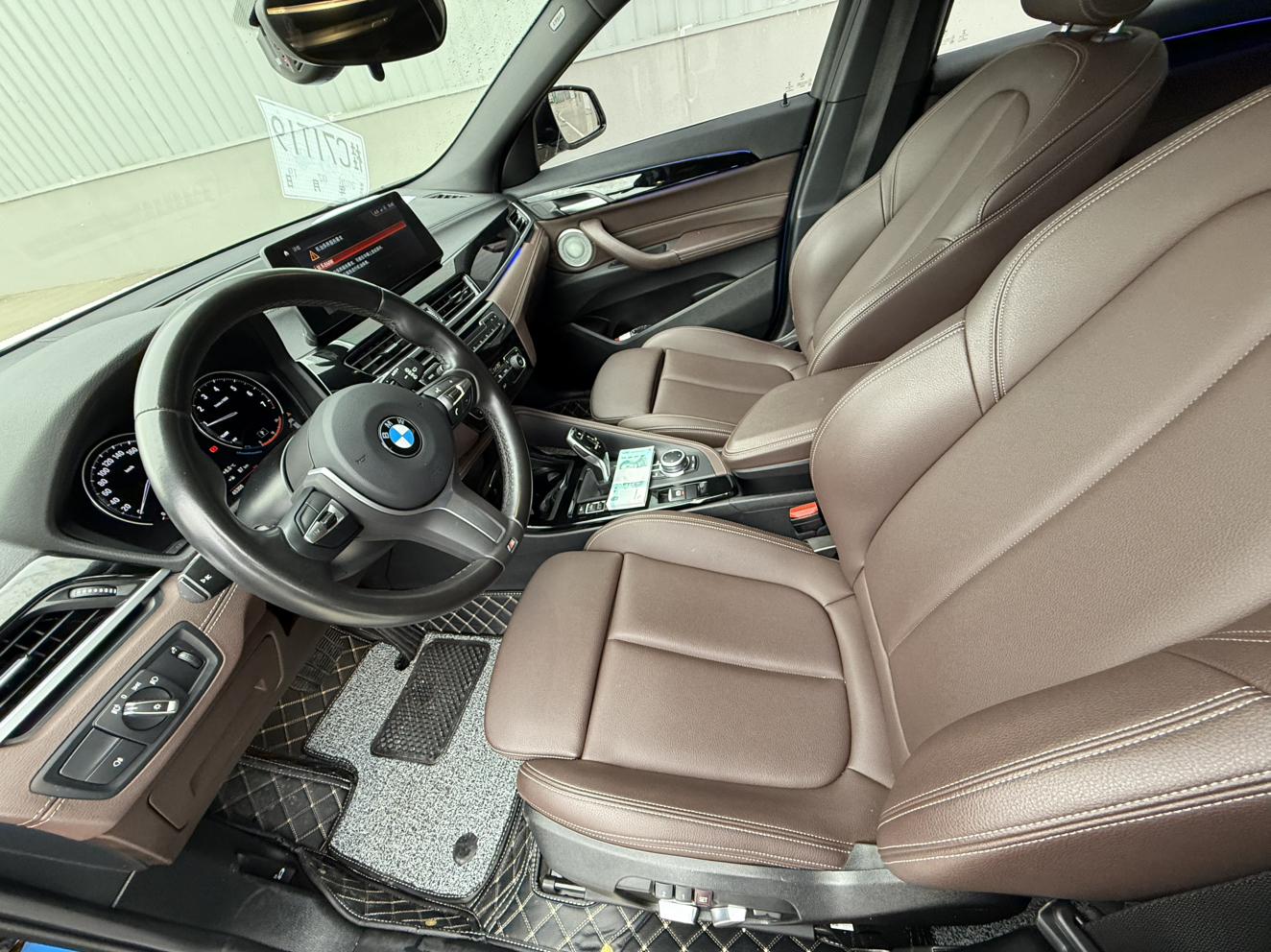 BMW X2 2021 thumb 8