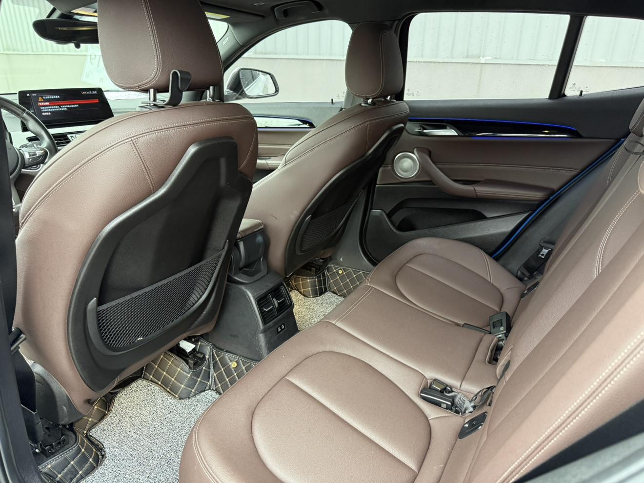 BMW X2 2021 thumb 9