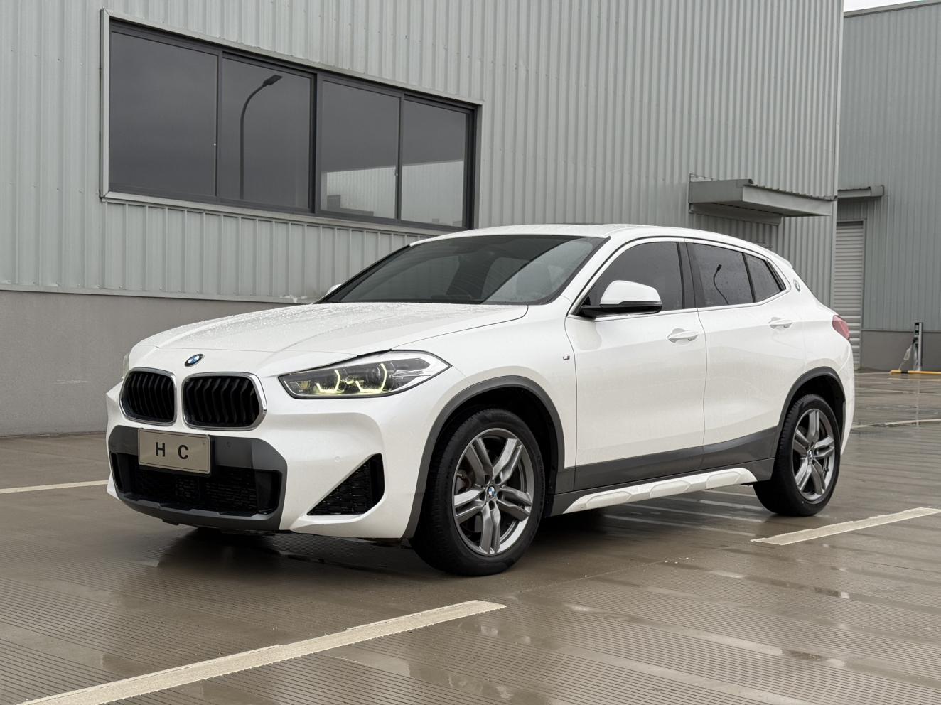 BMW X2 2021 thumb 10