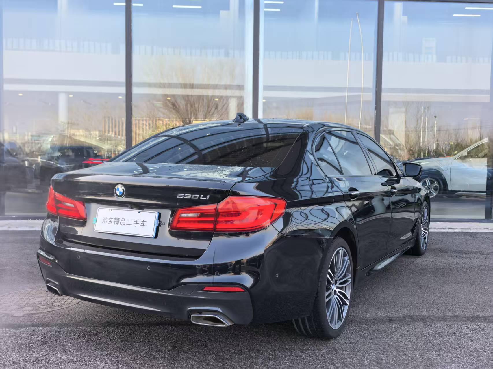 BMW 5 серии 2018 thumb 3