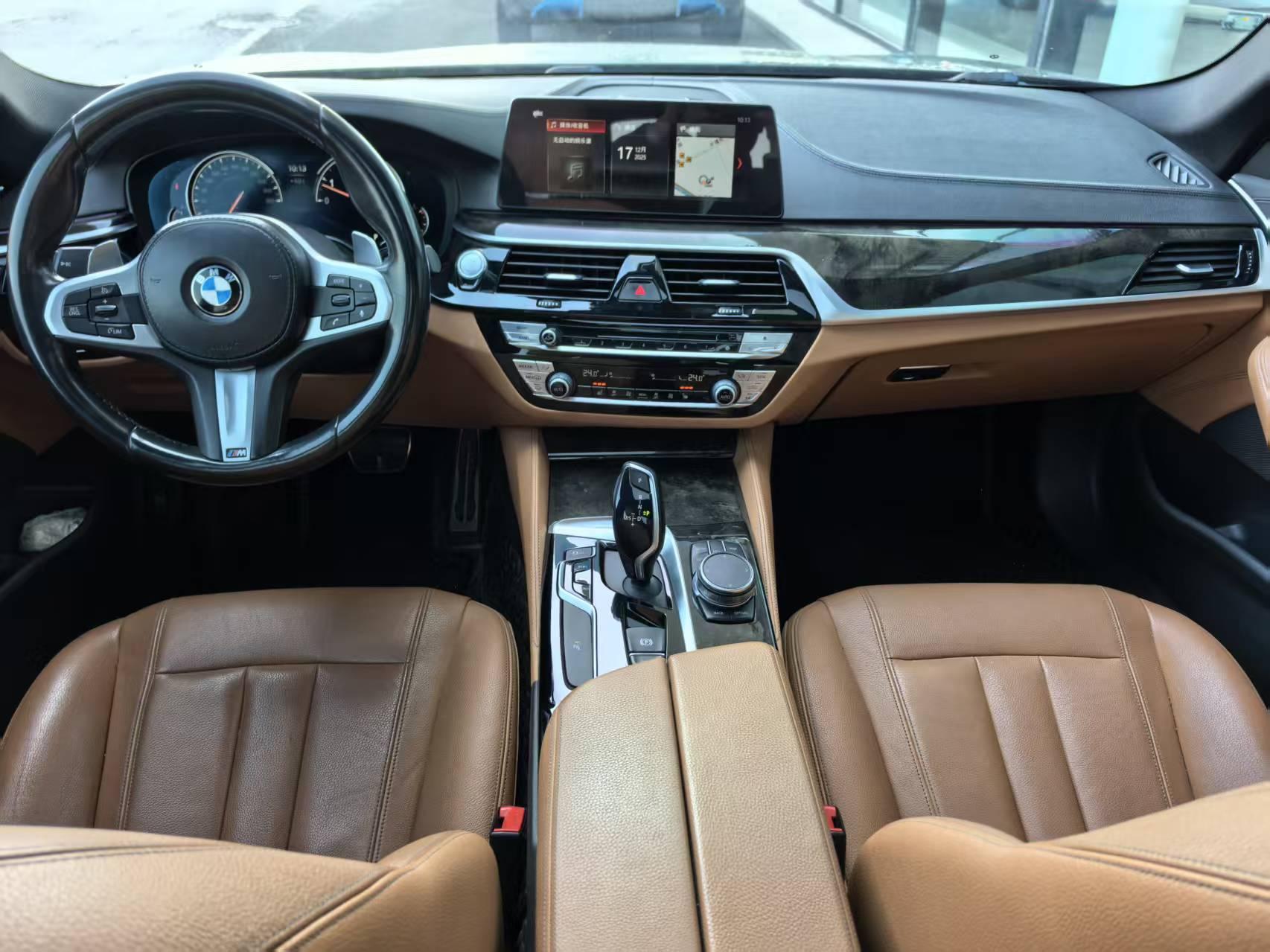 BMW 5 серии 2018 thumb 4