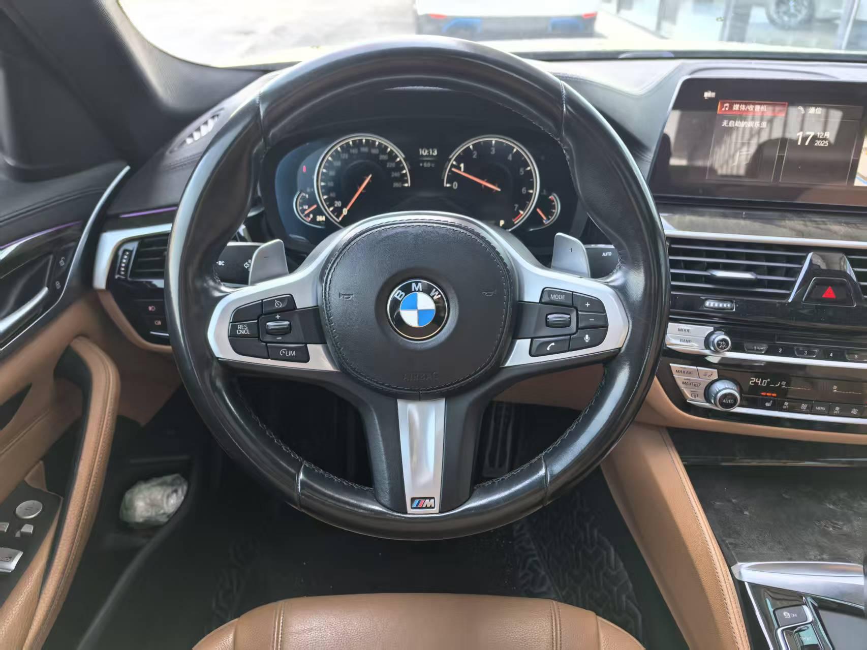 BMW 5 серии 2018 thumb 7