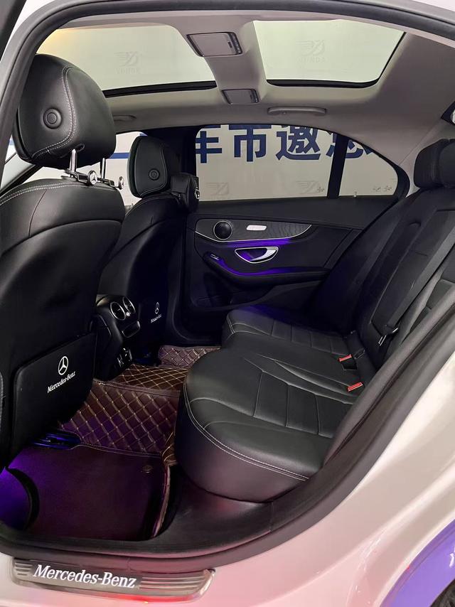 Mercedes-Benz C-Class 2020 thumb 8