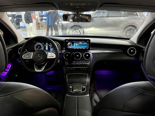 Mercedes-Benz C-Class 2020 thumb 9