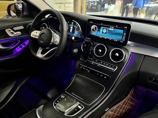 Mercedes-Benz C-Class 2020 thumb 12