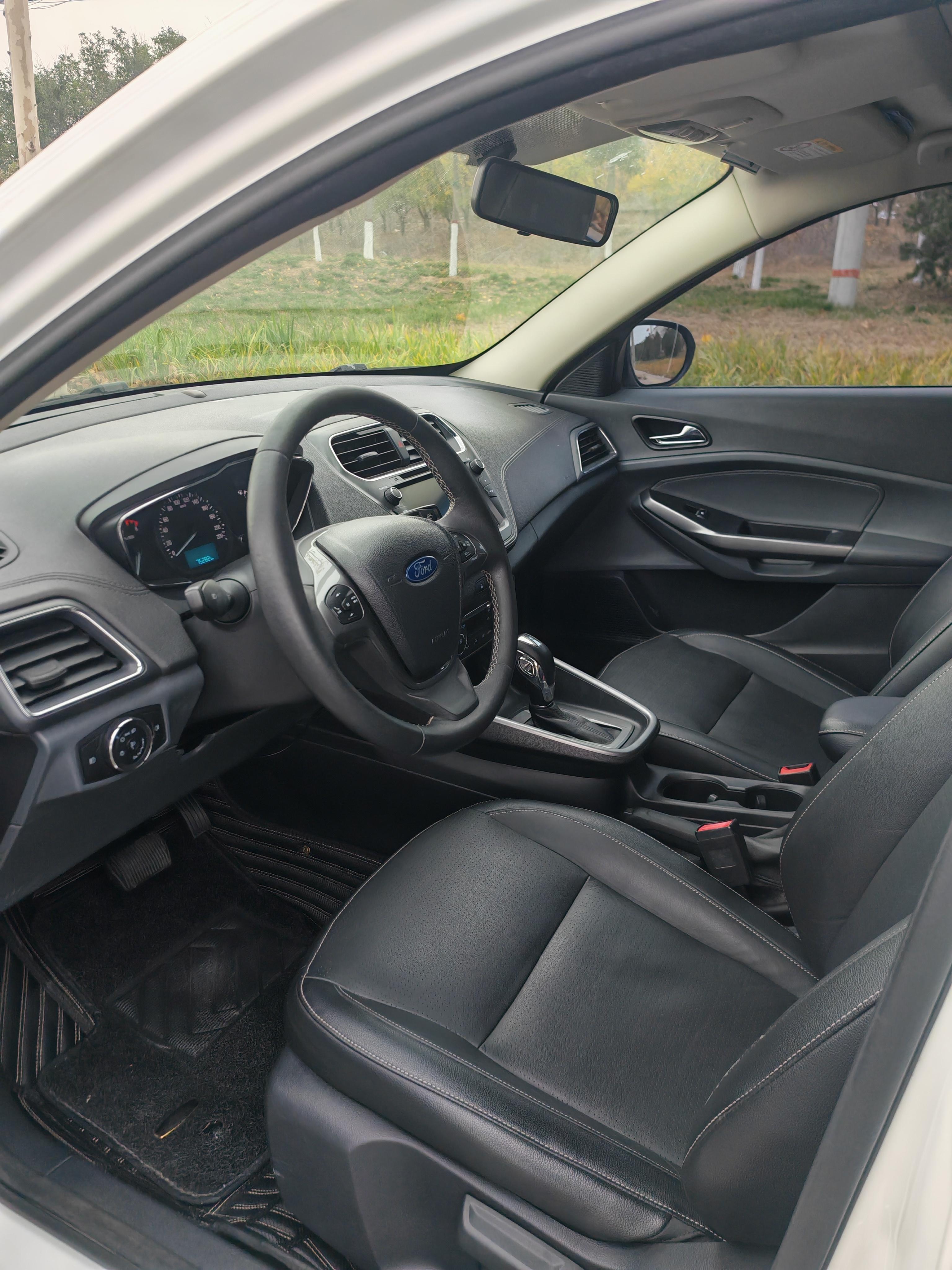 Ford Focus 2017 thumb 4