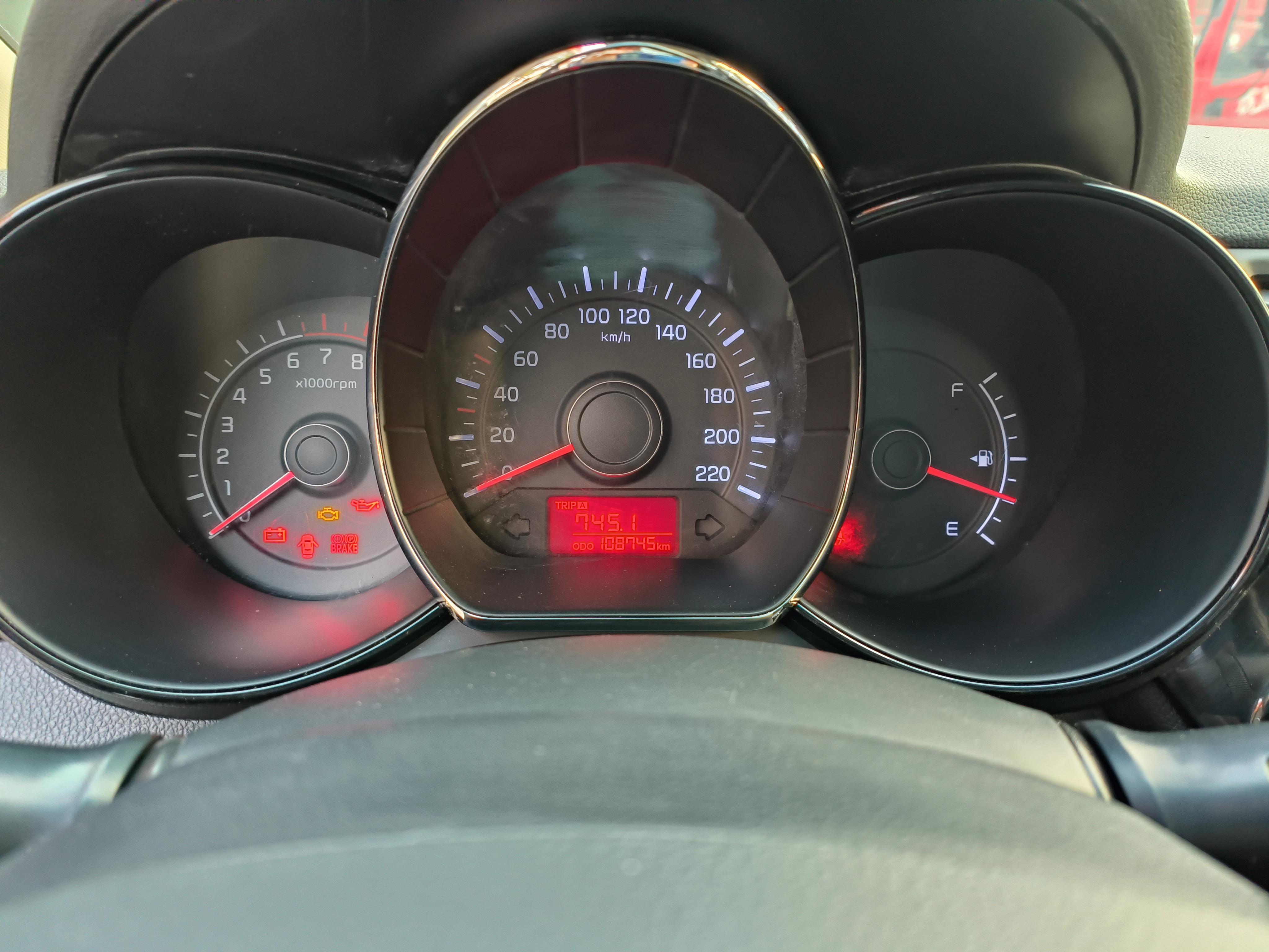 Kia Rio 2014 thumb 6