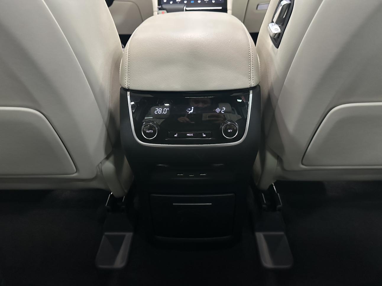 Lixiang (Li Auto) One 2020 thumb 7