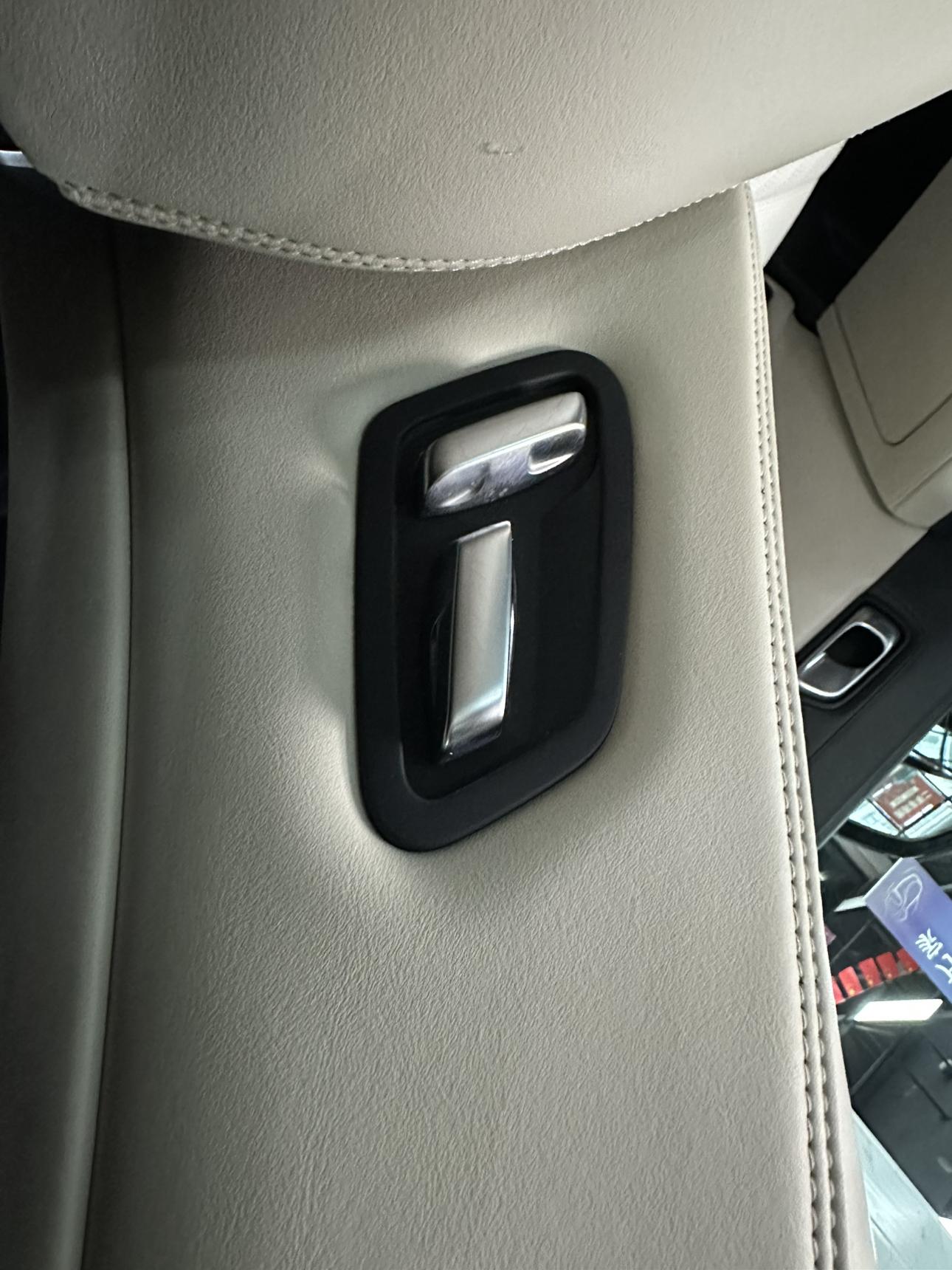 Lixiang (Li Auto) One 2020 thumb 9