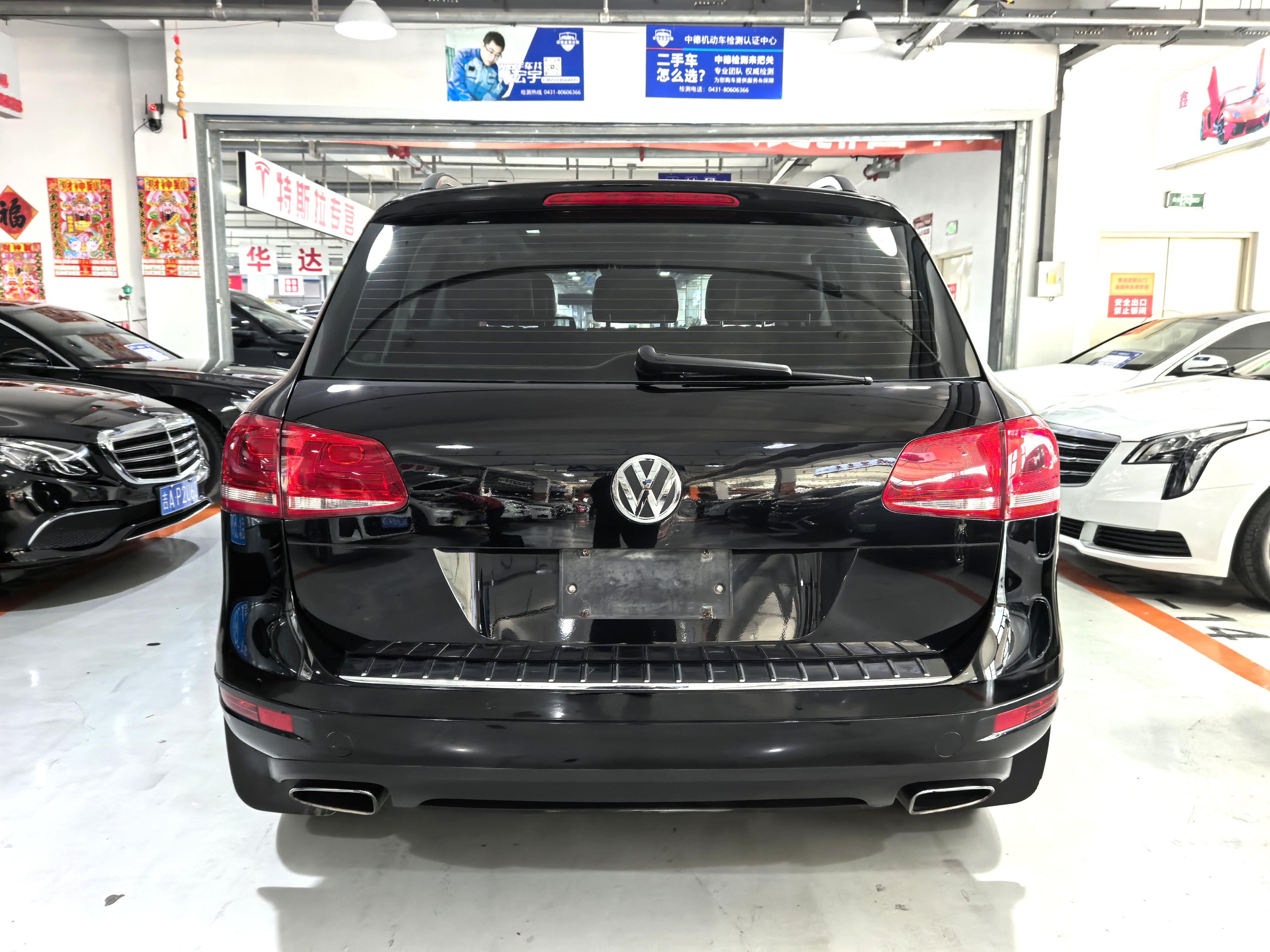 Volkswagen Touareg 2014 thumb 3