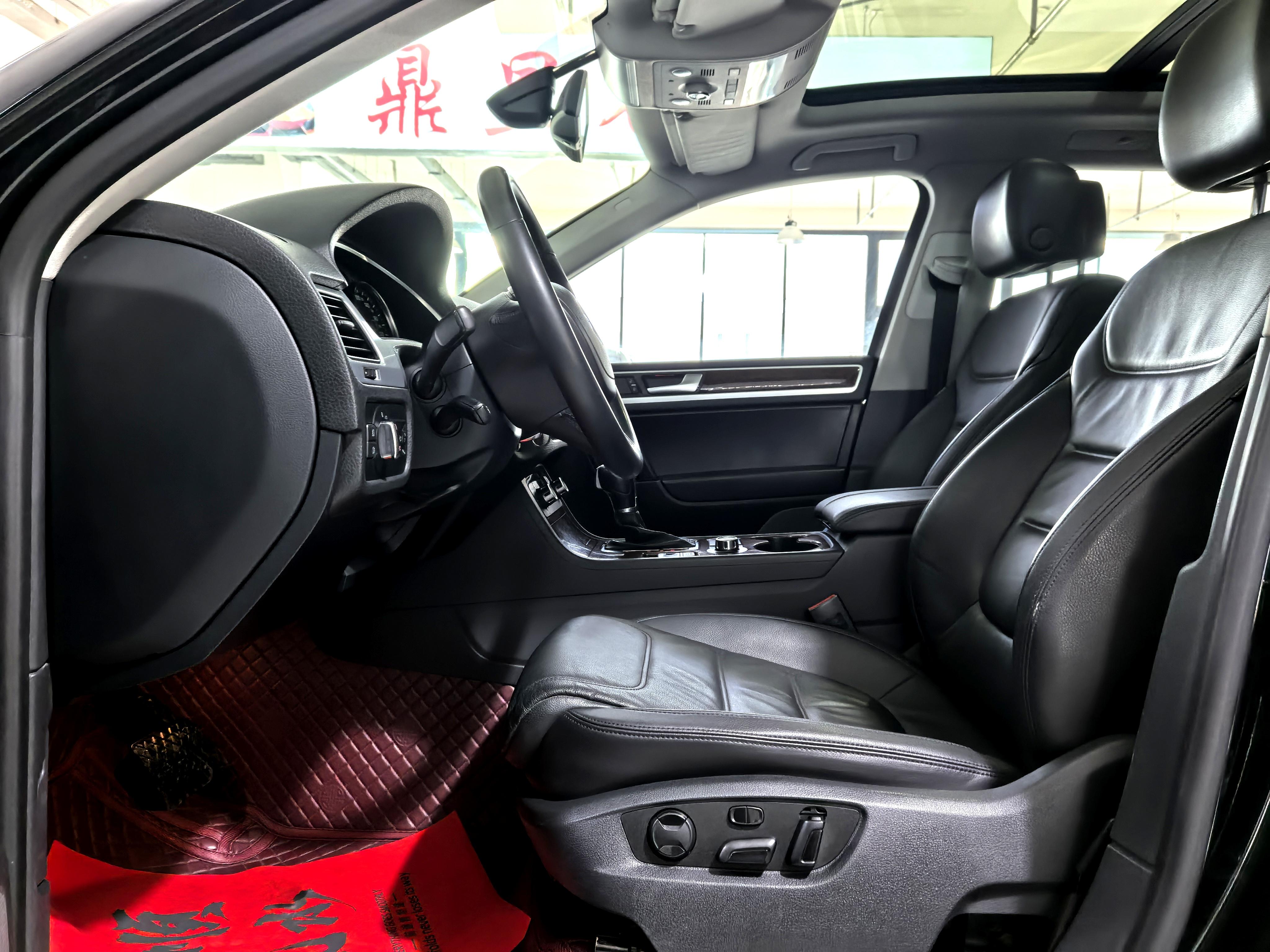 Volkswagen Touareg 2014 thumb 8