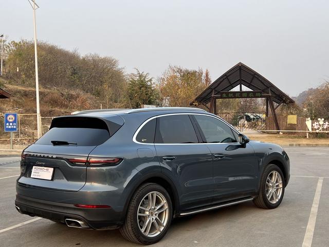Porsche Cayenne 2019 thumb 3