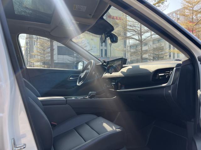 Nissan X-Trail 2021 thumb 6
