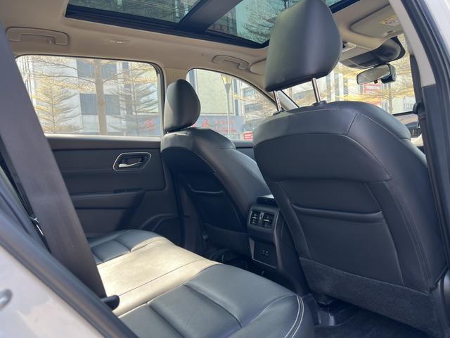 Nissan X-Trail 2021 thumb 9