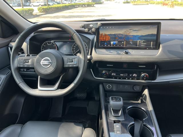 Nissan X-Trail 2021 thumb 12