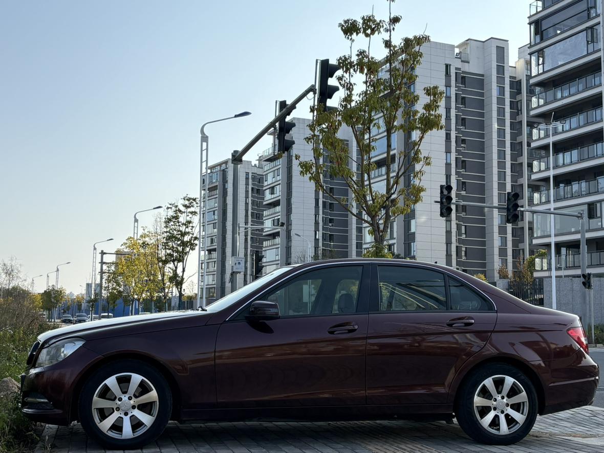 Mercedes-Benz C-Class 2013 thumb 2