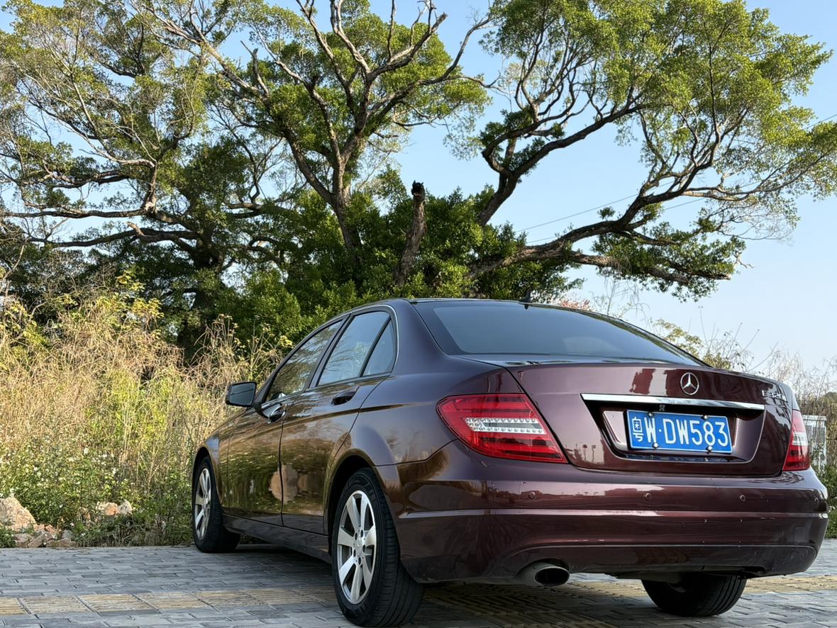 Mercedes-Benz C-Class 2013 thumb 3