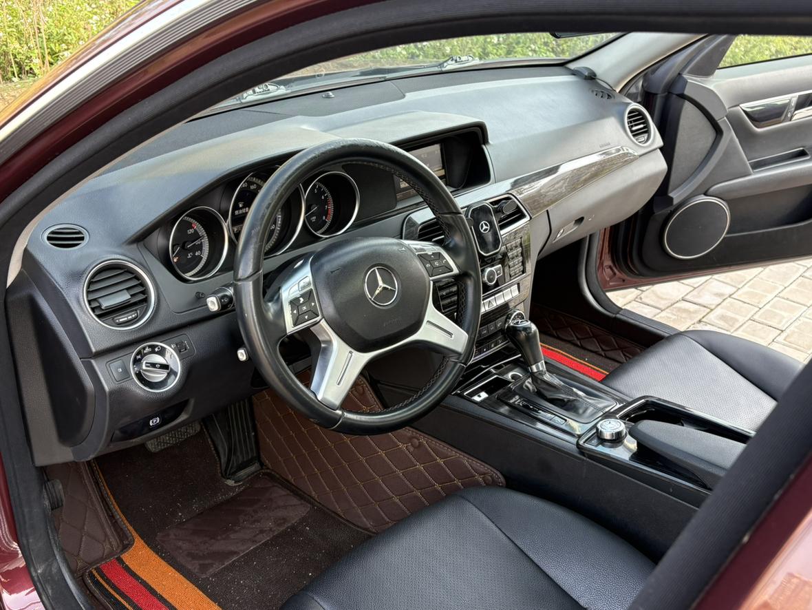 Mercedes-Benz C-Class 2013 thumb 8