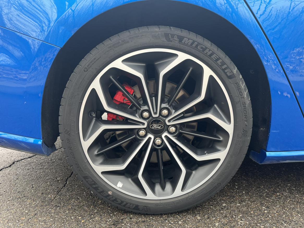 Ford Focus ST 2023 thumb 6