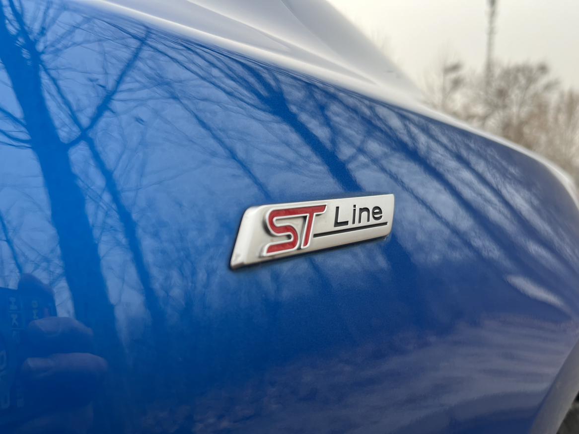 Ford Focus ST 2023 thumb 8