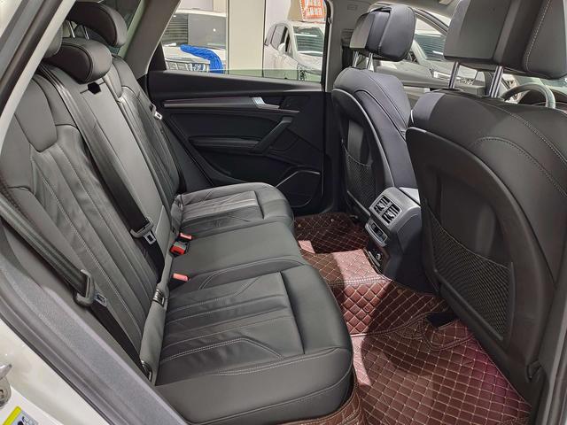 Audi Q5 2022 thumb 8