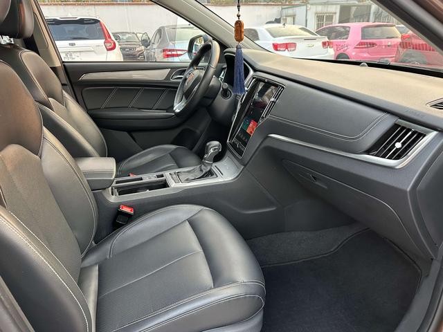 Roewe RX5 2017 thumb 10