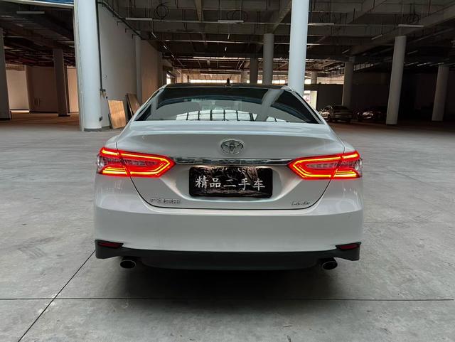 Toyota Camry 2021 thumb 5