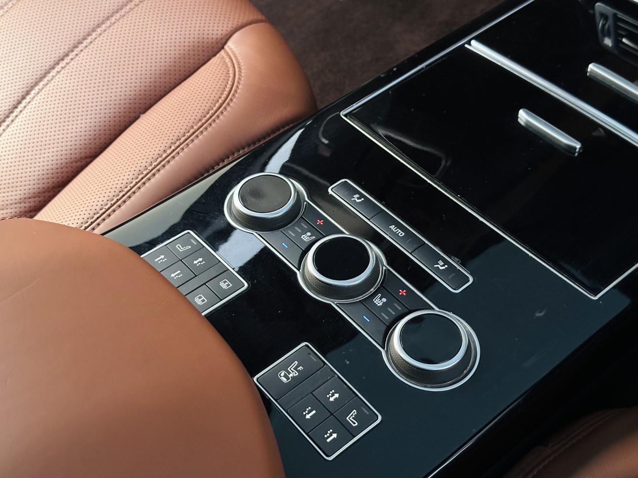 Land Rover Range Rover 2018 thumb 9