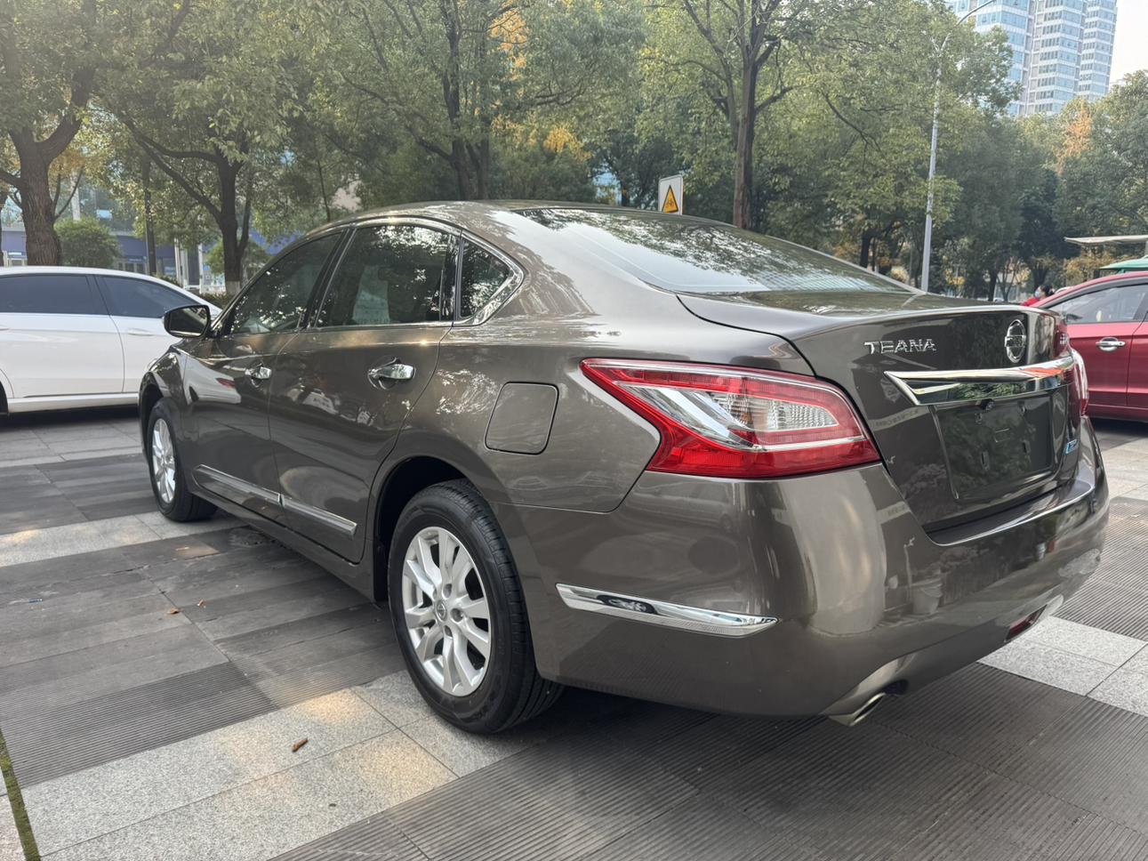 Nissan Altima 2015 thumb 2