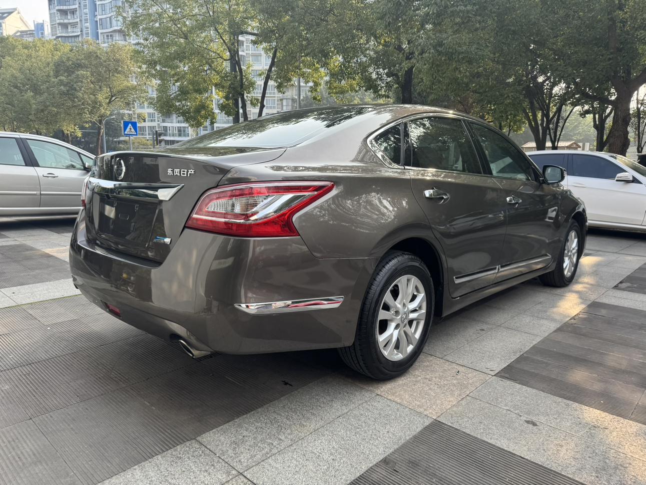 Nissan Altima 2015 thumb 3