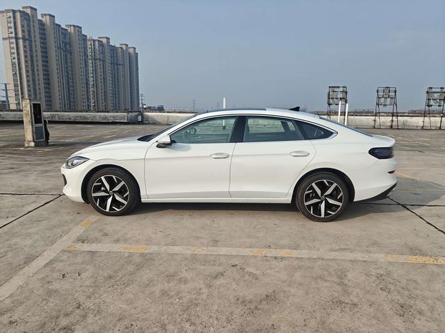 Volkswagen Lamando 2024 thumb 5