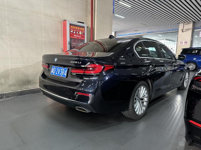 BMW 5 серии 2021 thumb 7