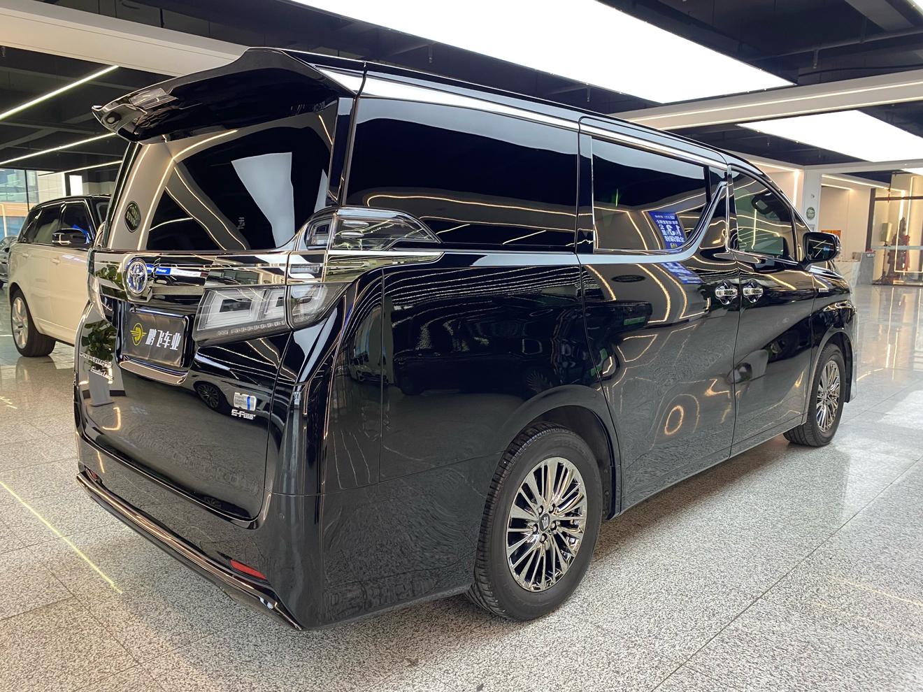 Toyota Vellfire 2022 thumb 4