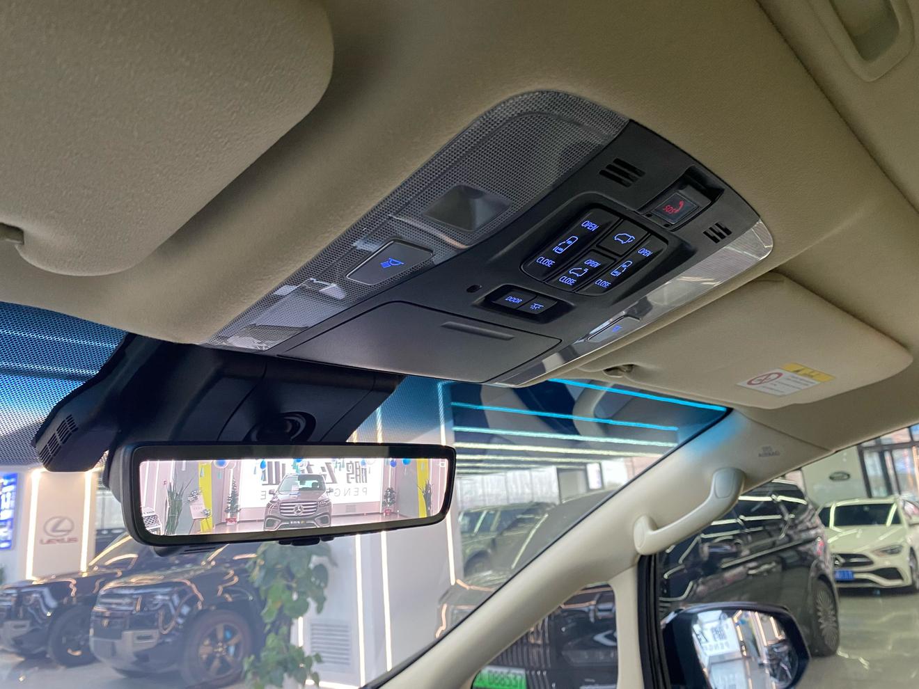 Toyota Vellfire 2022 thumb 5