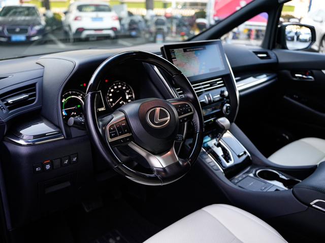 Lexus LM 2020 thumb 6