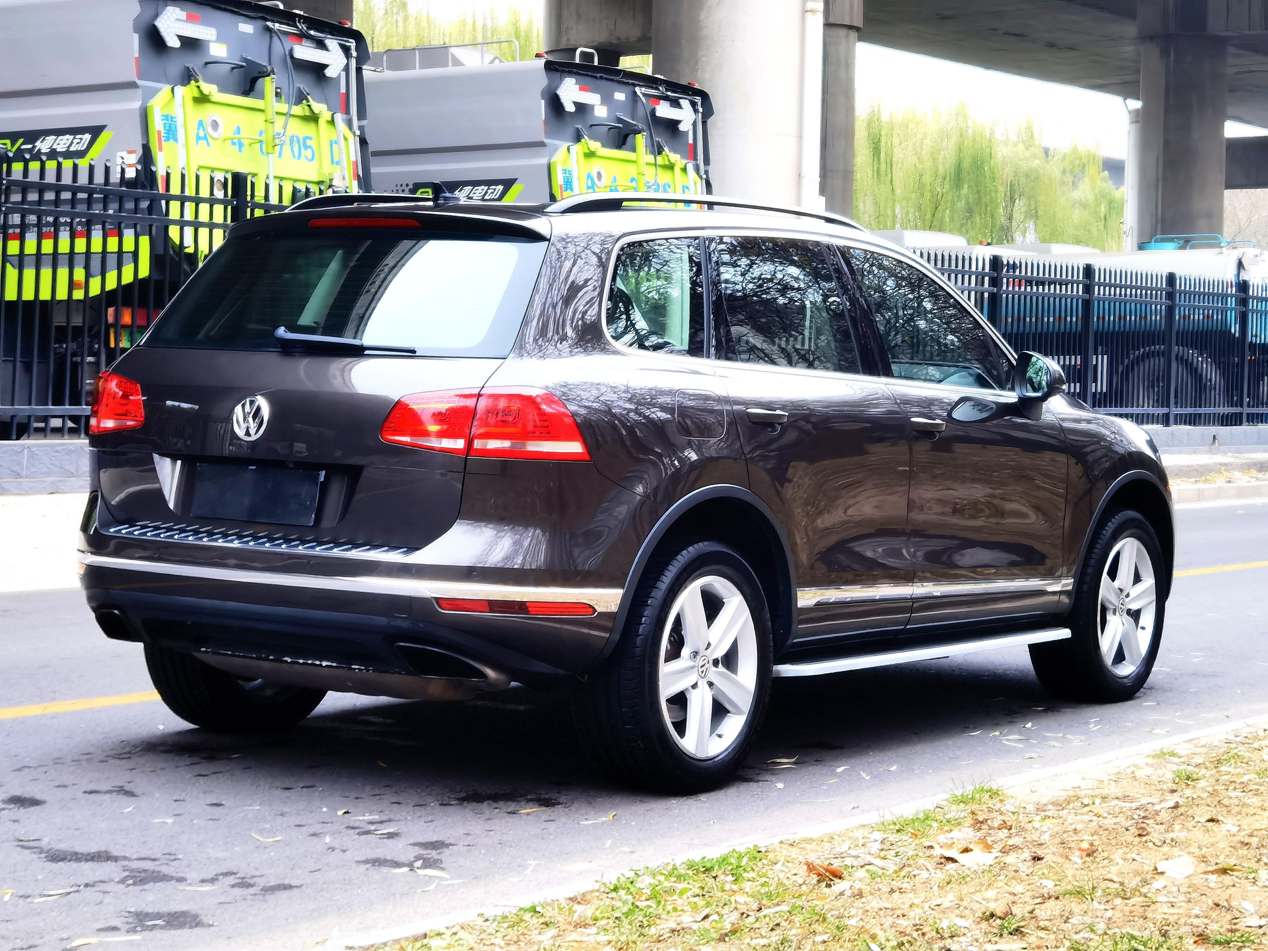 Volkswagen Touareg 2018 thumb 3