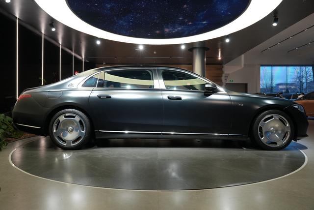 Mercedes-Benz S-Class 2022 thumb 4